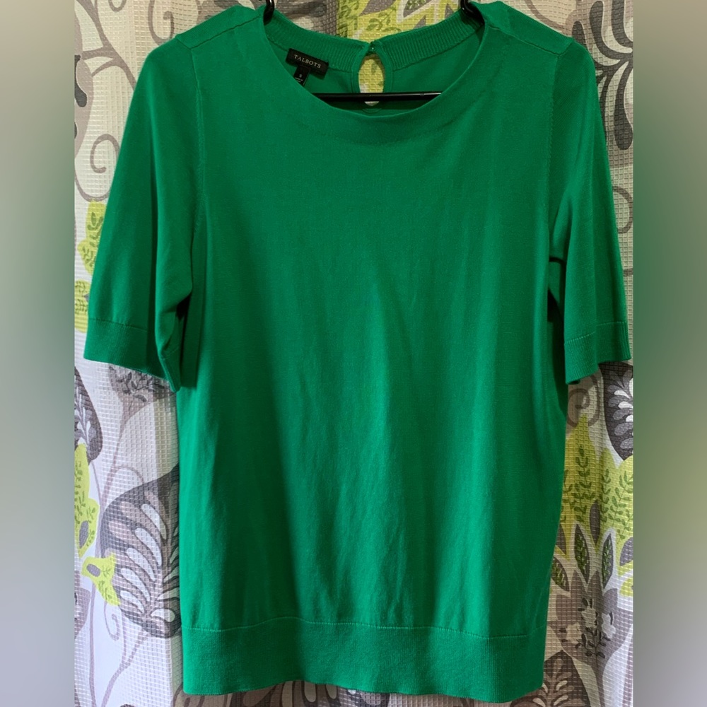 Talbots size small spring green 3/4 sleeve top like new condition